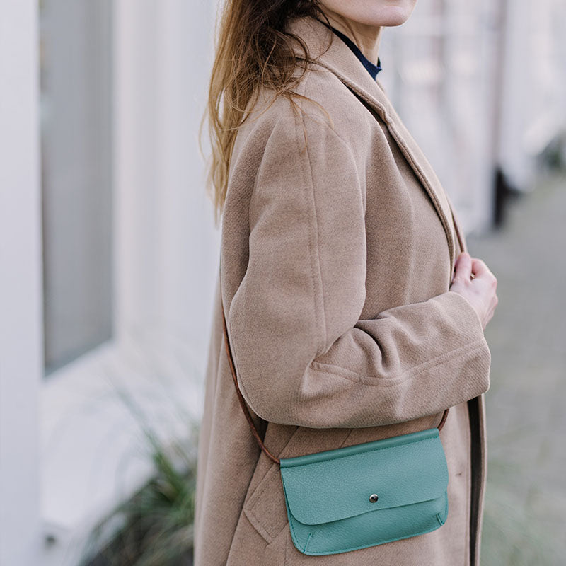 Phonebag, Hang On, Forest