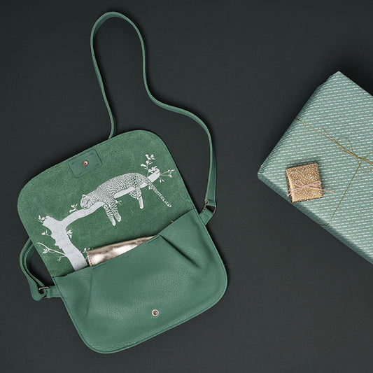 Bag, Lazy Boy, Forest