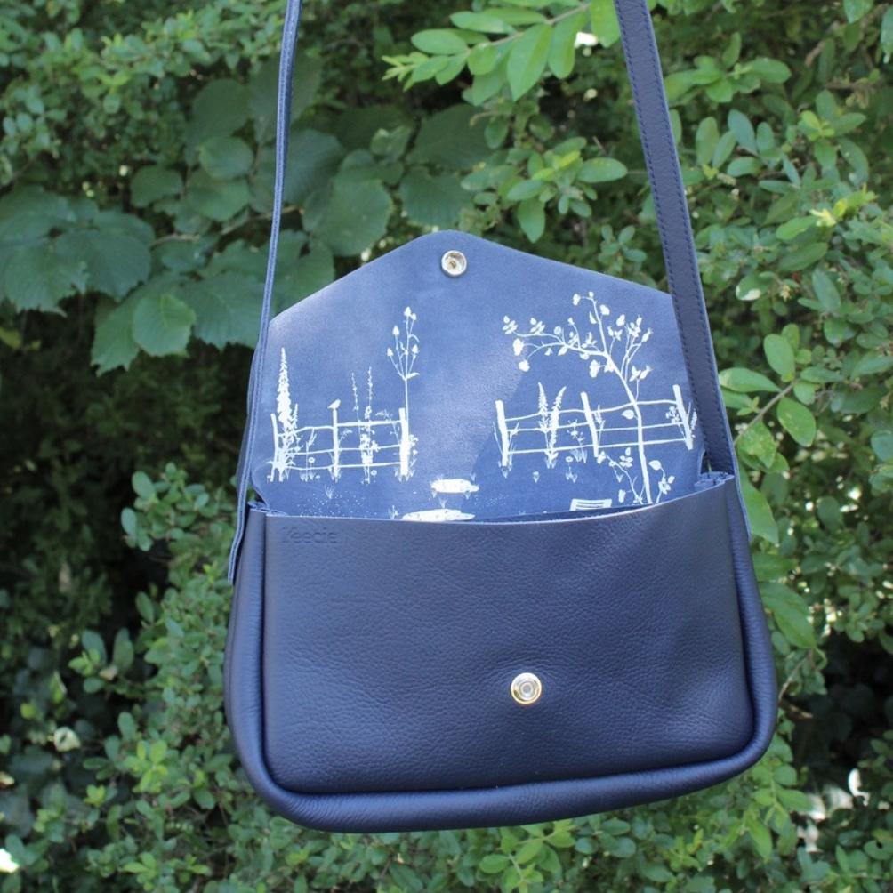 PRE-ORDER: Cottage Garden bag, Ink Blue
