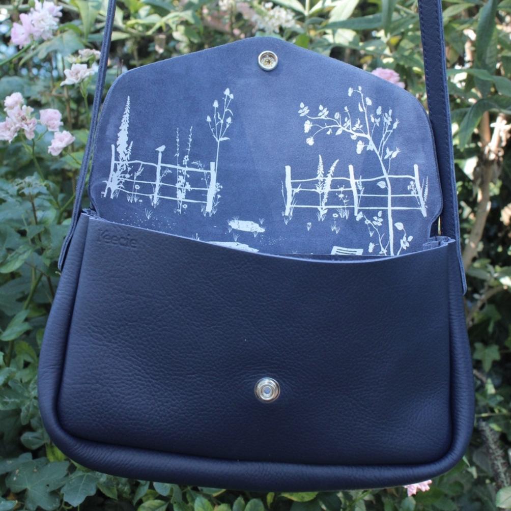 PRE-ORDER: Cottage Garden bag, Ink Blue