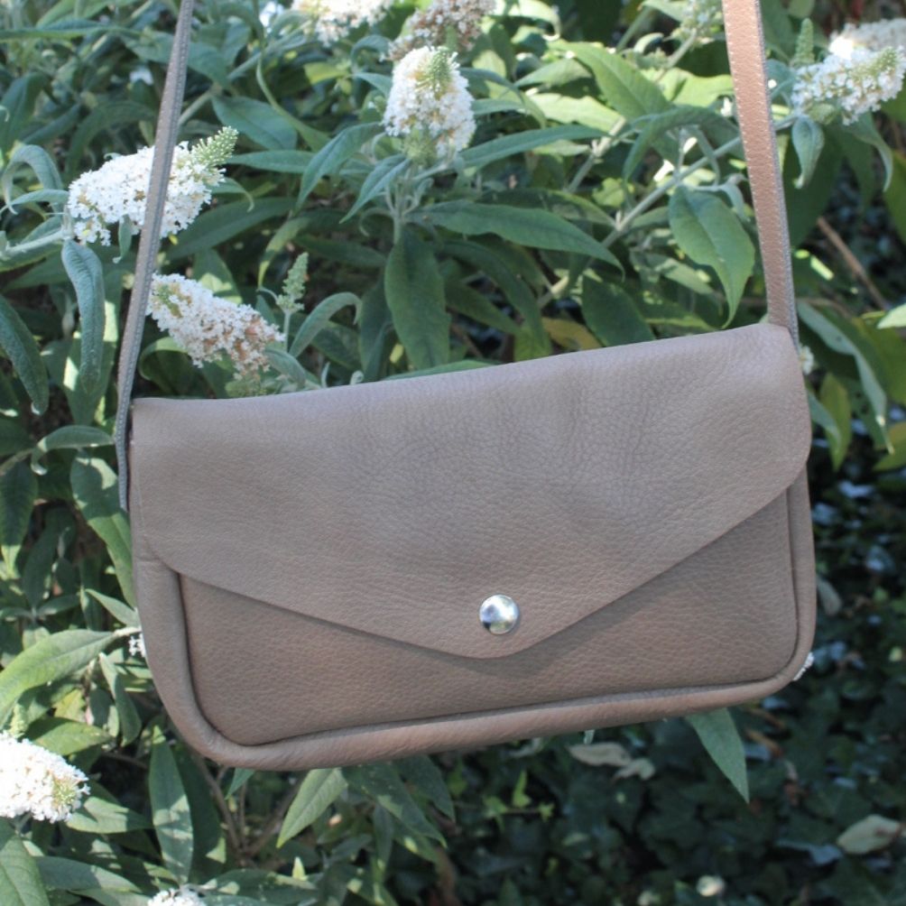 PRE-ORDER: Cottage Garden bag, Moss used look