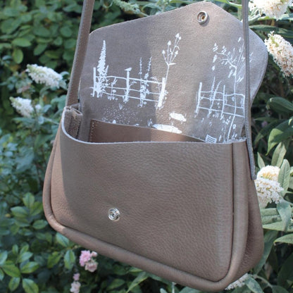 PRE-ORDER: Cottage Garden bag, Moss used look