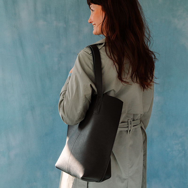 Bag, Swing It, Black