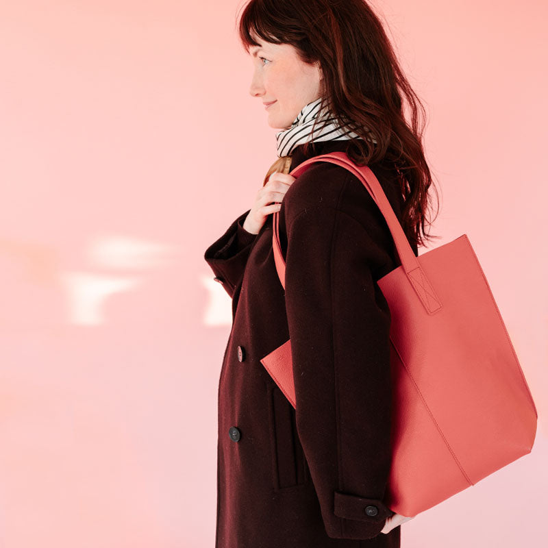 Bag, Swing It, Coral