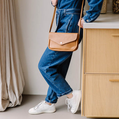 PRE-ORDER: Cottage Garden bag, Cognac used look