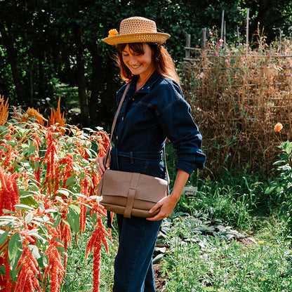 Bag, Picking Flowers Medium, Moss used look
