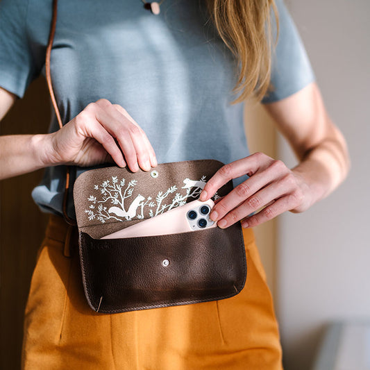 Phonebag, Hang On, Dark Brown used look